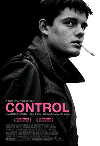 El cartel de la película Control de Anton Corbijn.