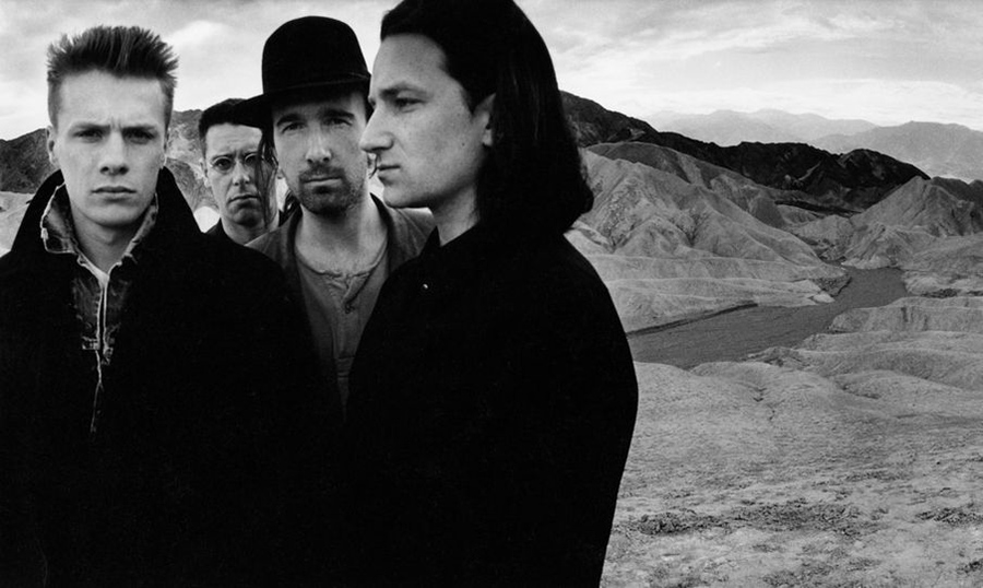 Fotografía promocional del grupo U2 para el álbum The Joshua Tree, obra de Anton Corbijn 1987