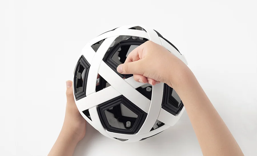 Proyecto de diseño «My football kit» de la empresa de Oki Sato Estudio Nendo, 4 Proyecto de diseño "My football kit" de la empresa de Oki Sato Estudio Nendo, 4