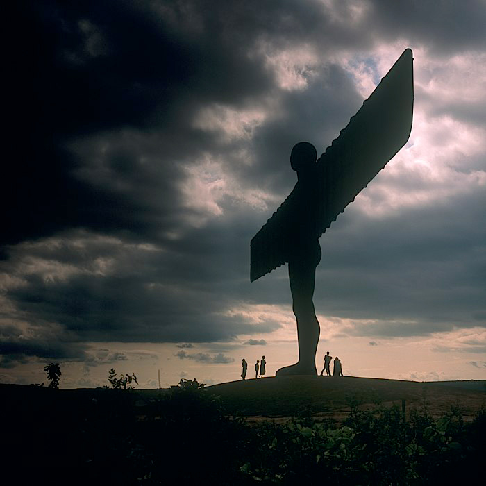 Angel of the North, escultura gigante del escultor inglés Antony Gormley, vista 1.