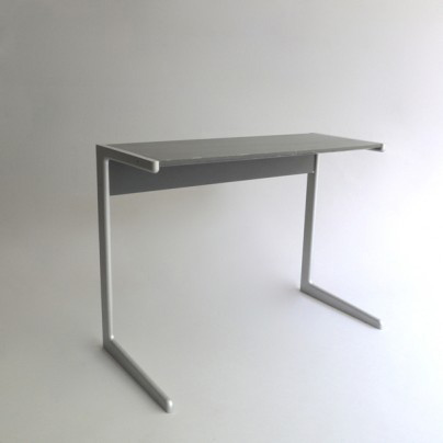 Mesa Kangaroo diseño de Dieter Rams del año 1961.
